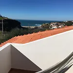 Coworksurf - Dos Irmaos Guest house *