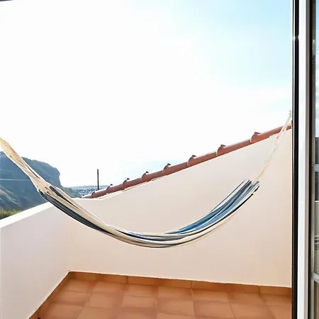 Coworksurf - Dos Irmaos Ericeira