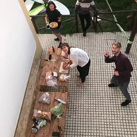 Coworksurf - Dos Irmaos Гостевой дом Эрисейра